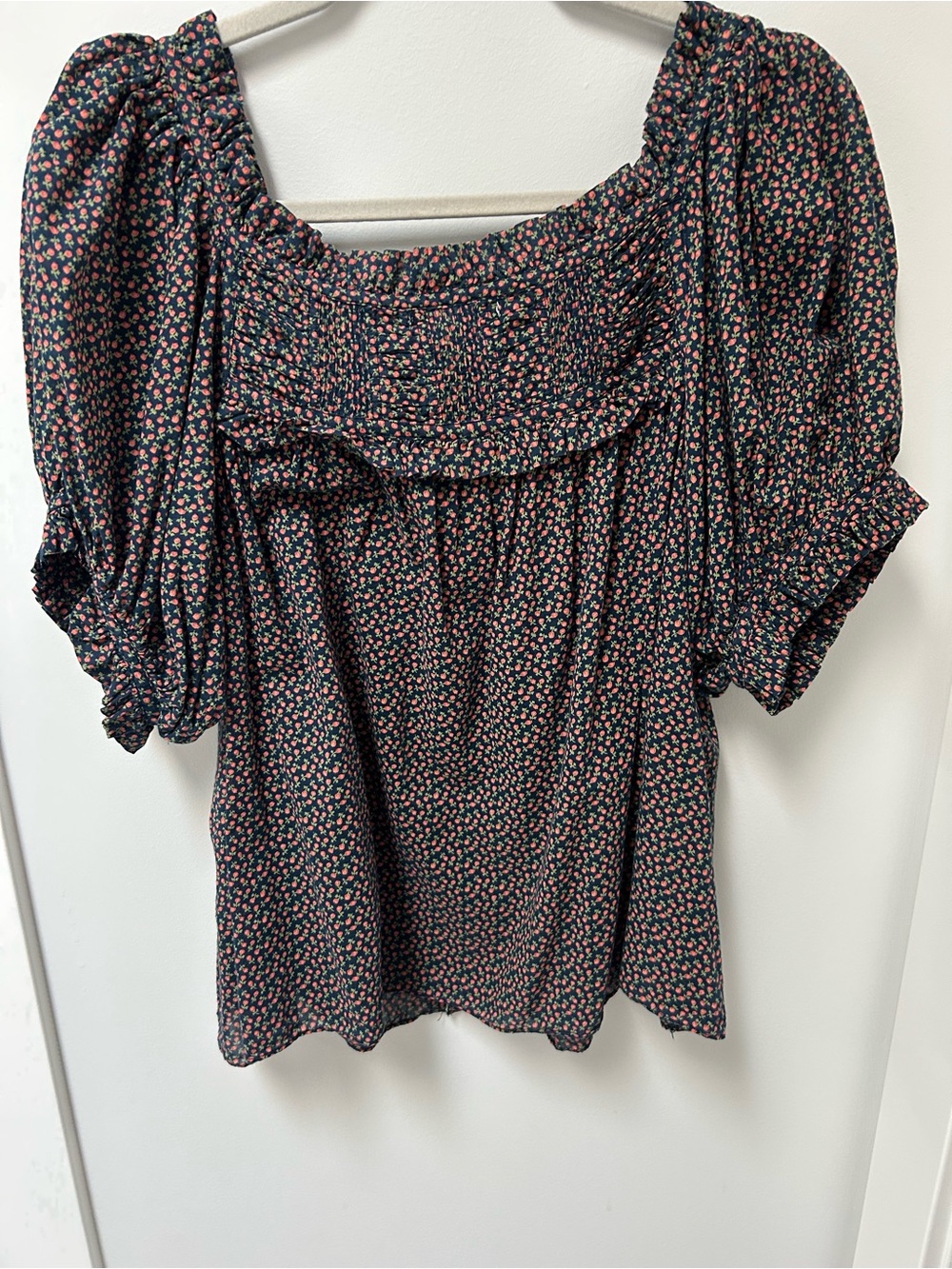 Doen Farley blouse in navy bisou floral size large - Picture 2 of 8